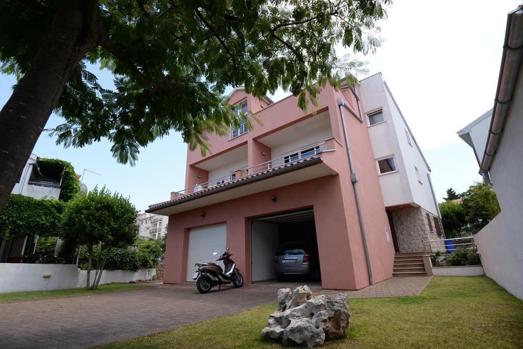Apartments Leonarda Murter Exterior photo